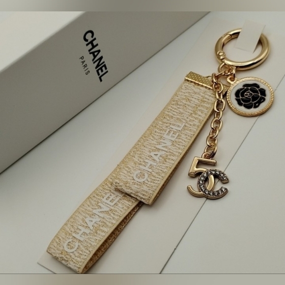 CHANEL Accessories - CHANEL Gold and Cream Keychain Holder Brand New In Original Packaging